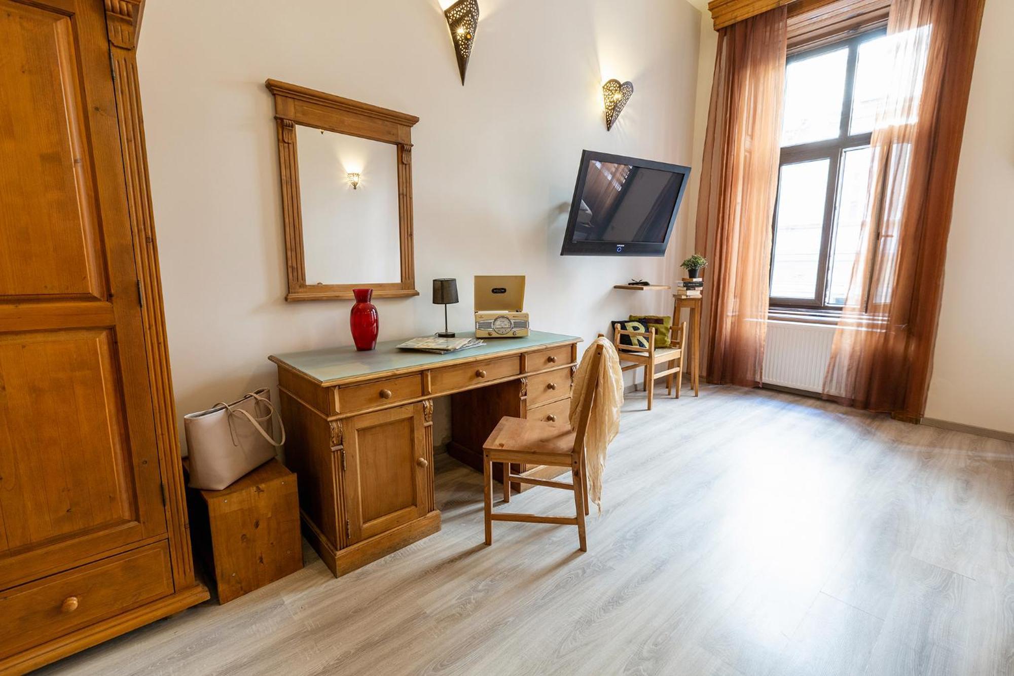 Friends Hostel & Apartments — Photos 2